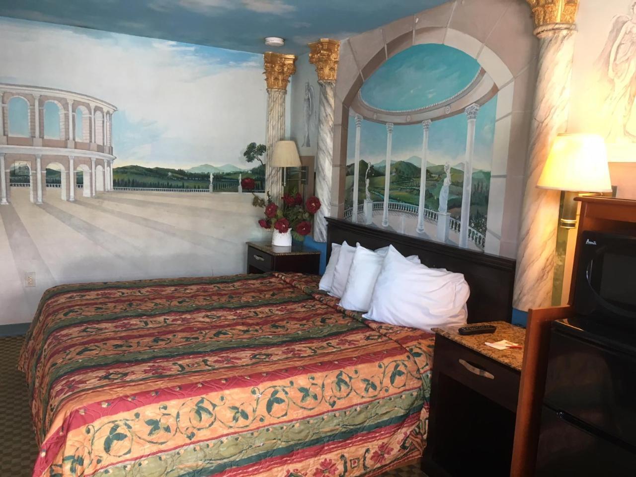 Deluxe Inn Galloway Exterior photo